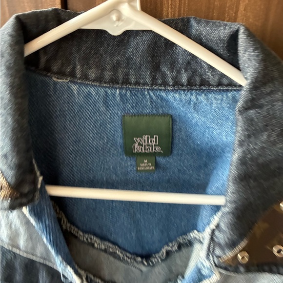 Stylish hand made Blue Denim Jacket - Picture 2 of 6